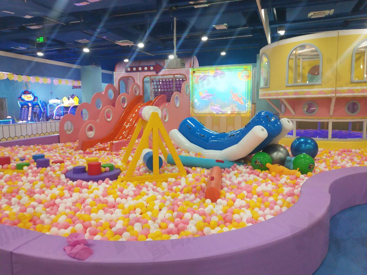 開潮玩運(yùn)動(dòng)館前必看！這些投資關(guān)鍵點(diǎn)決定成敗