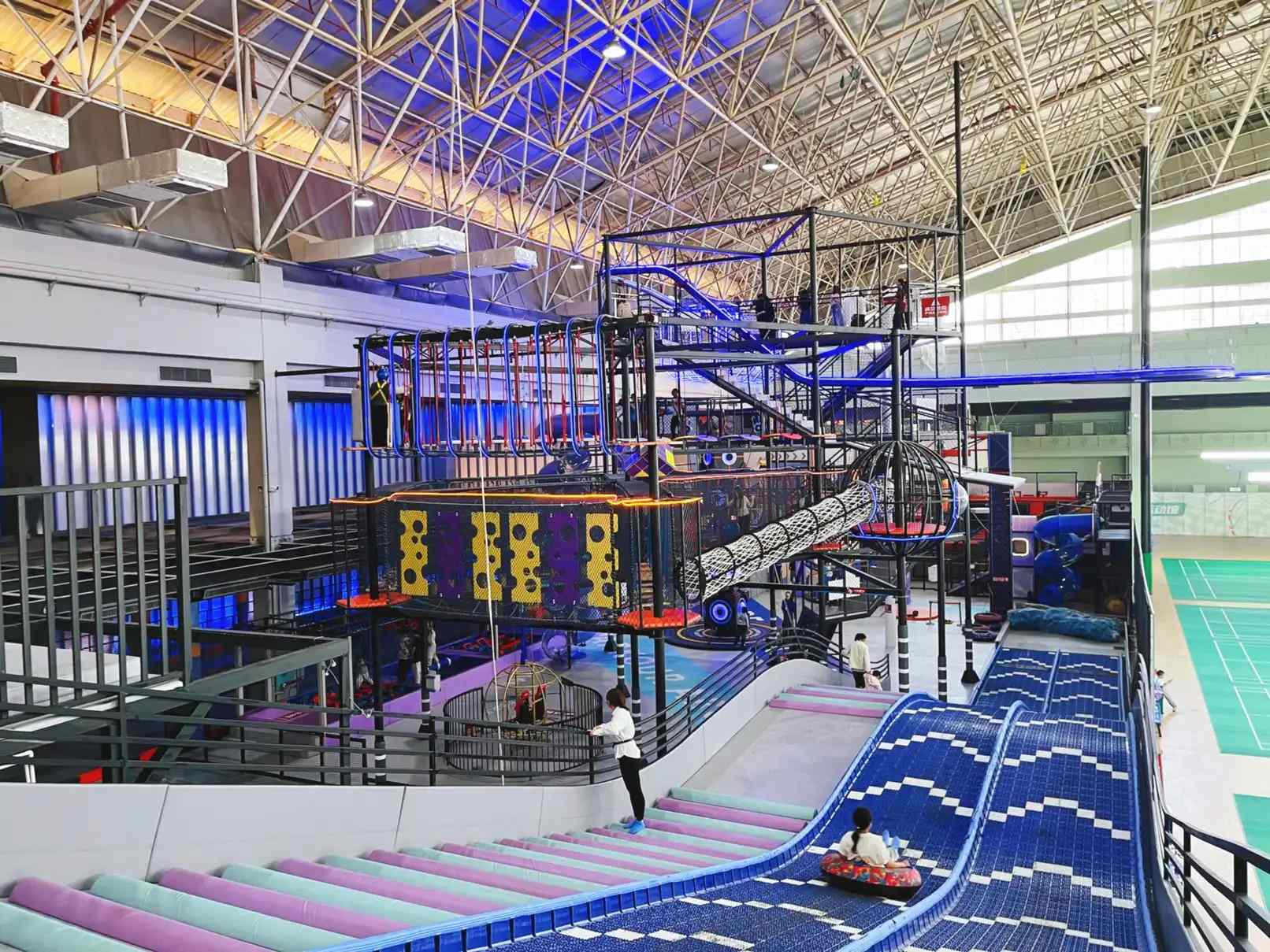 廈門開室內(nèi)兒童樂園？找對源頭廠家，省心又賺錢！蜜動游樂為您定制潮玩方案