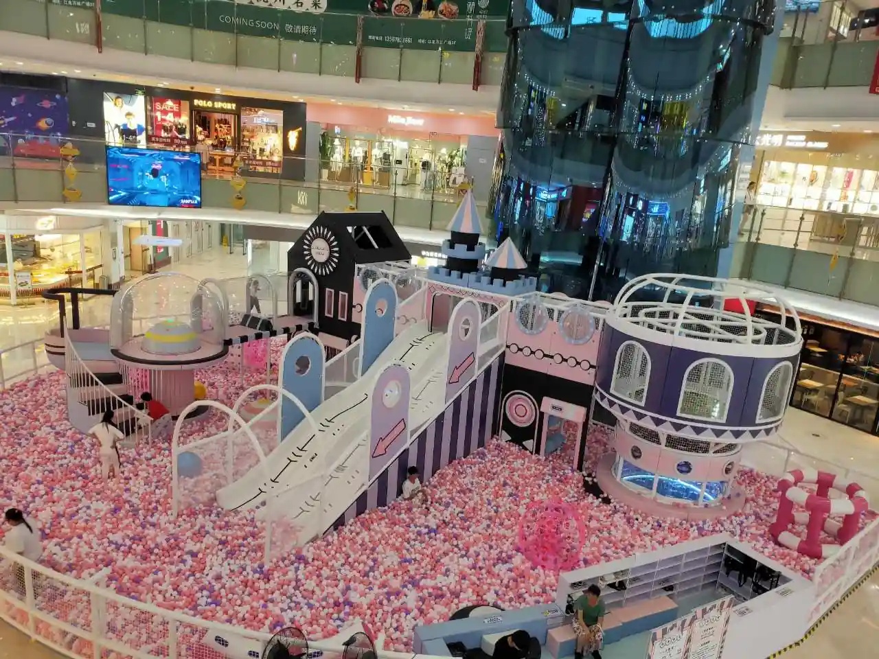 宜昌開室內(nèi)游樂場找源頭廠家？蜜動游樂從設(shè)計到運營全搞定